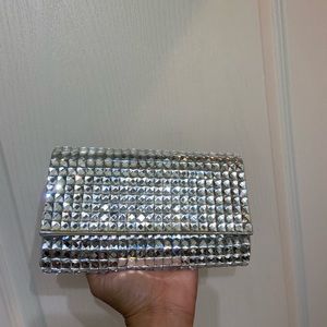 Silver sparkle embellished diamond wedding purse
